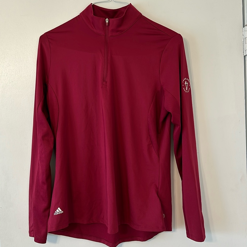 Women’s golf pullover
